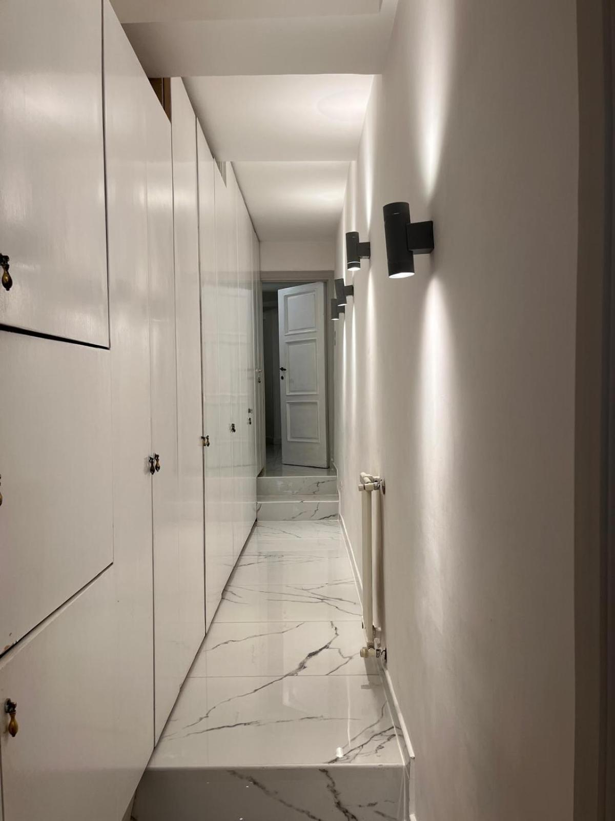 Crispi 30 Stylish Apartment Rome Bagian luar foto