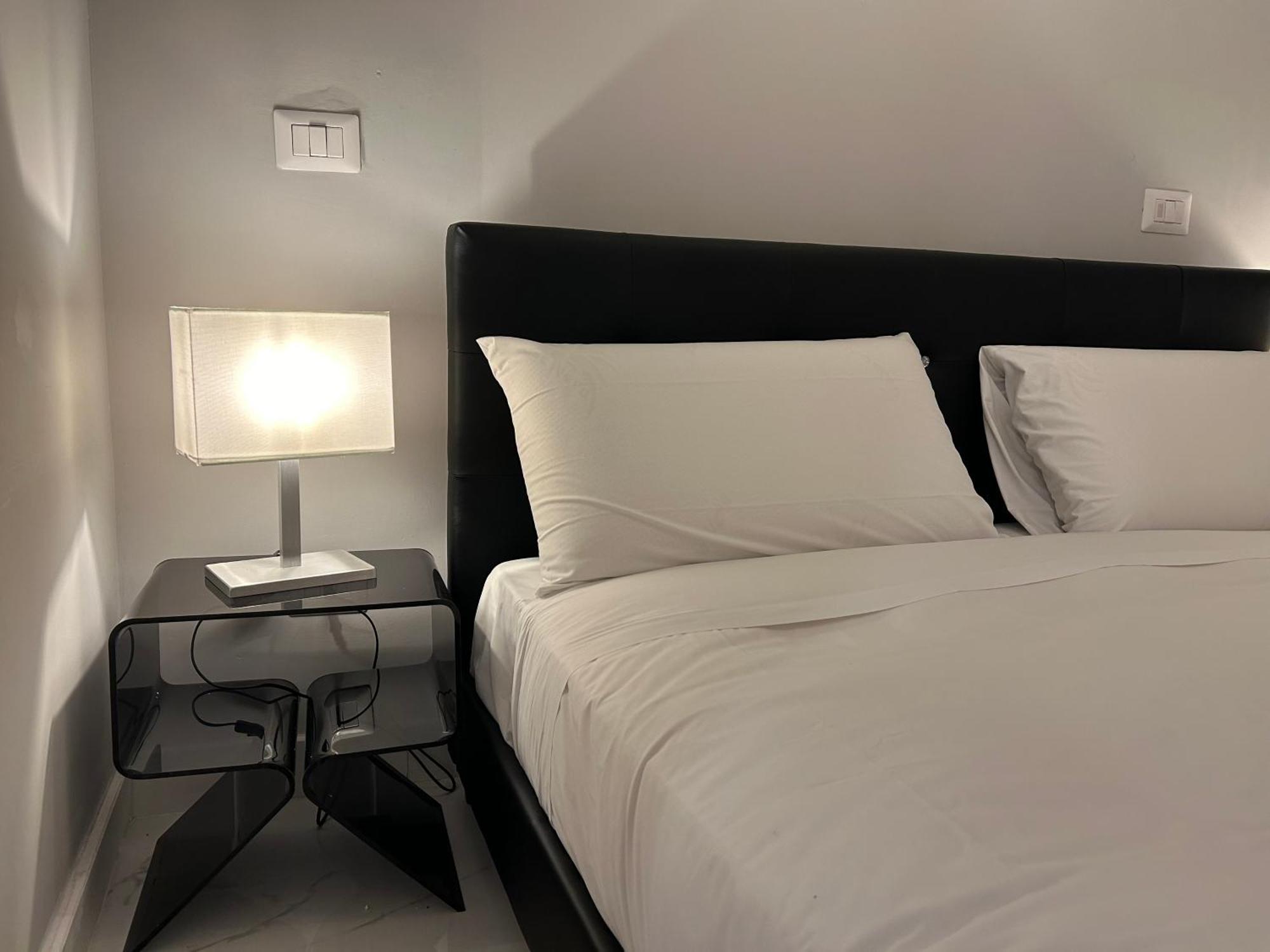 Crispi 30 Stylish Apartment Rome Bagian luar foto