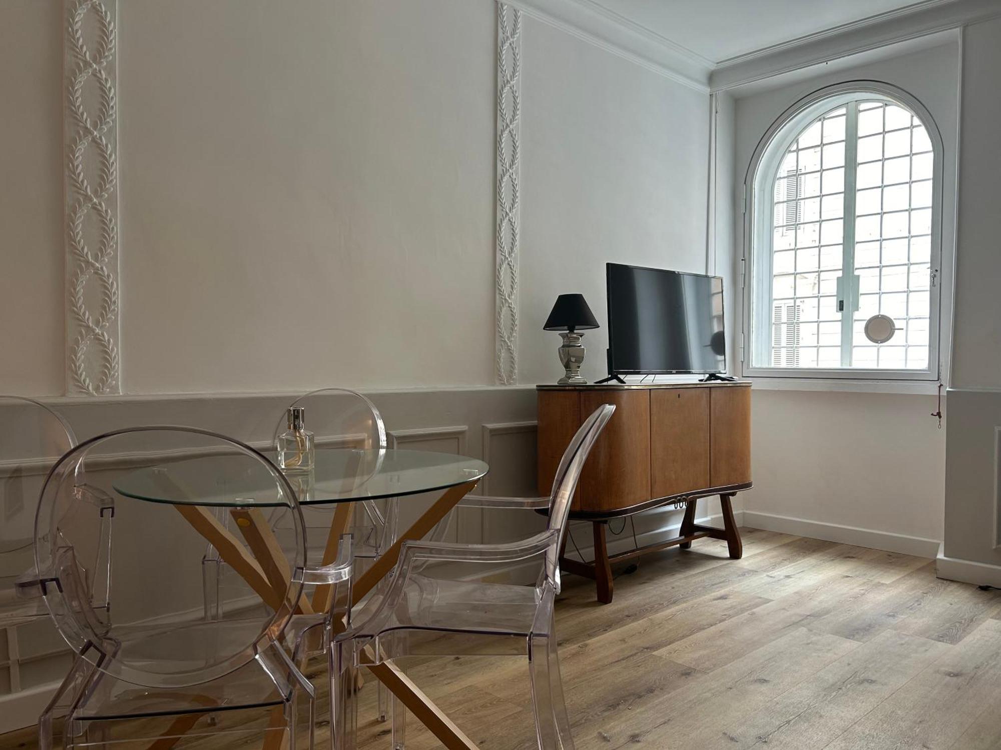 Crispi 30 Stylish Apartment Rome Bagian luar foto