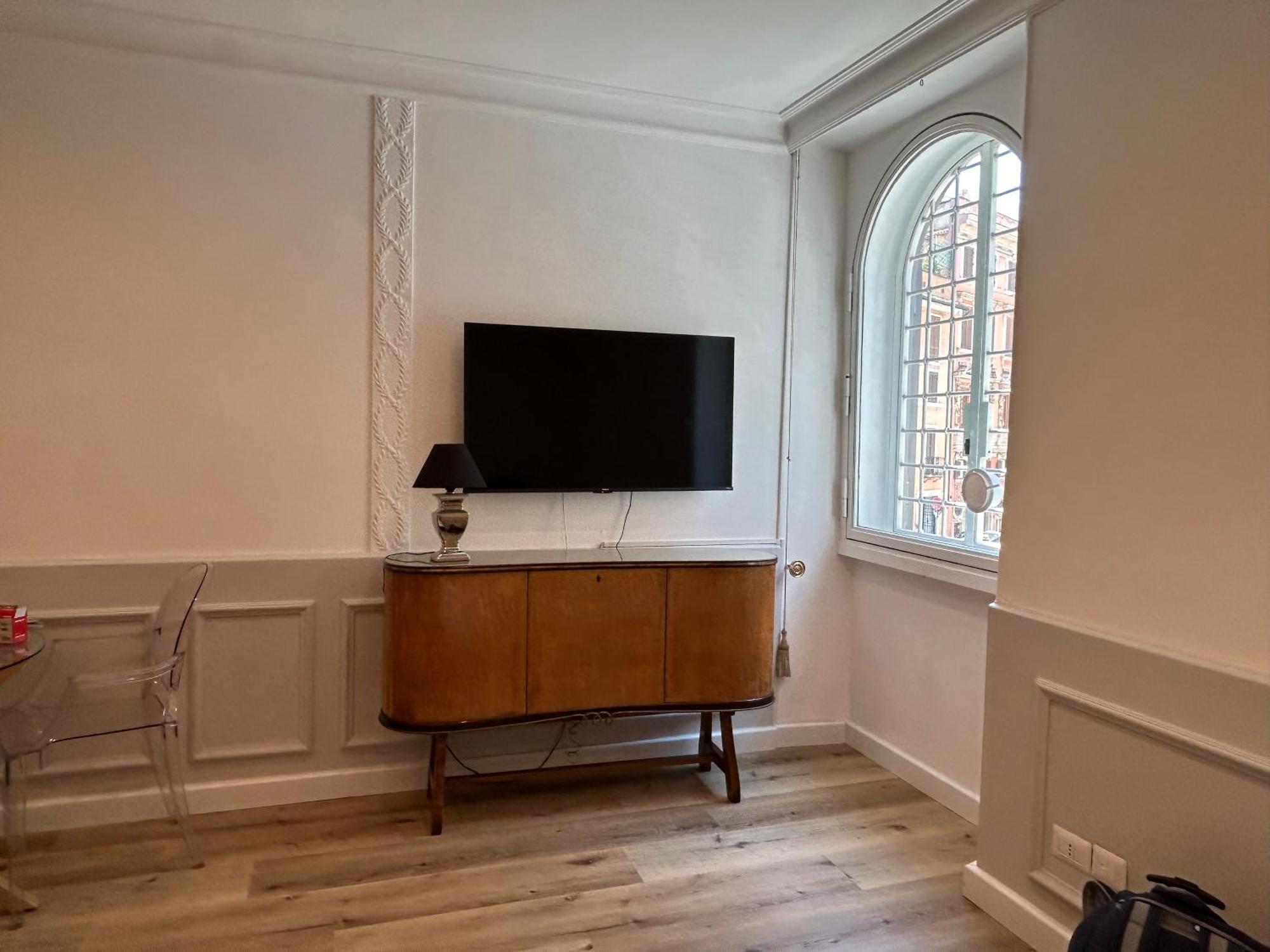Crispi 30 Stylish Apartment Rome Bagian luar foto