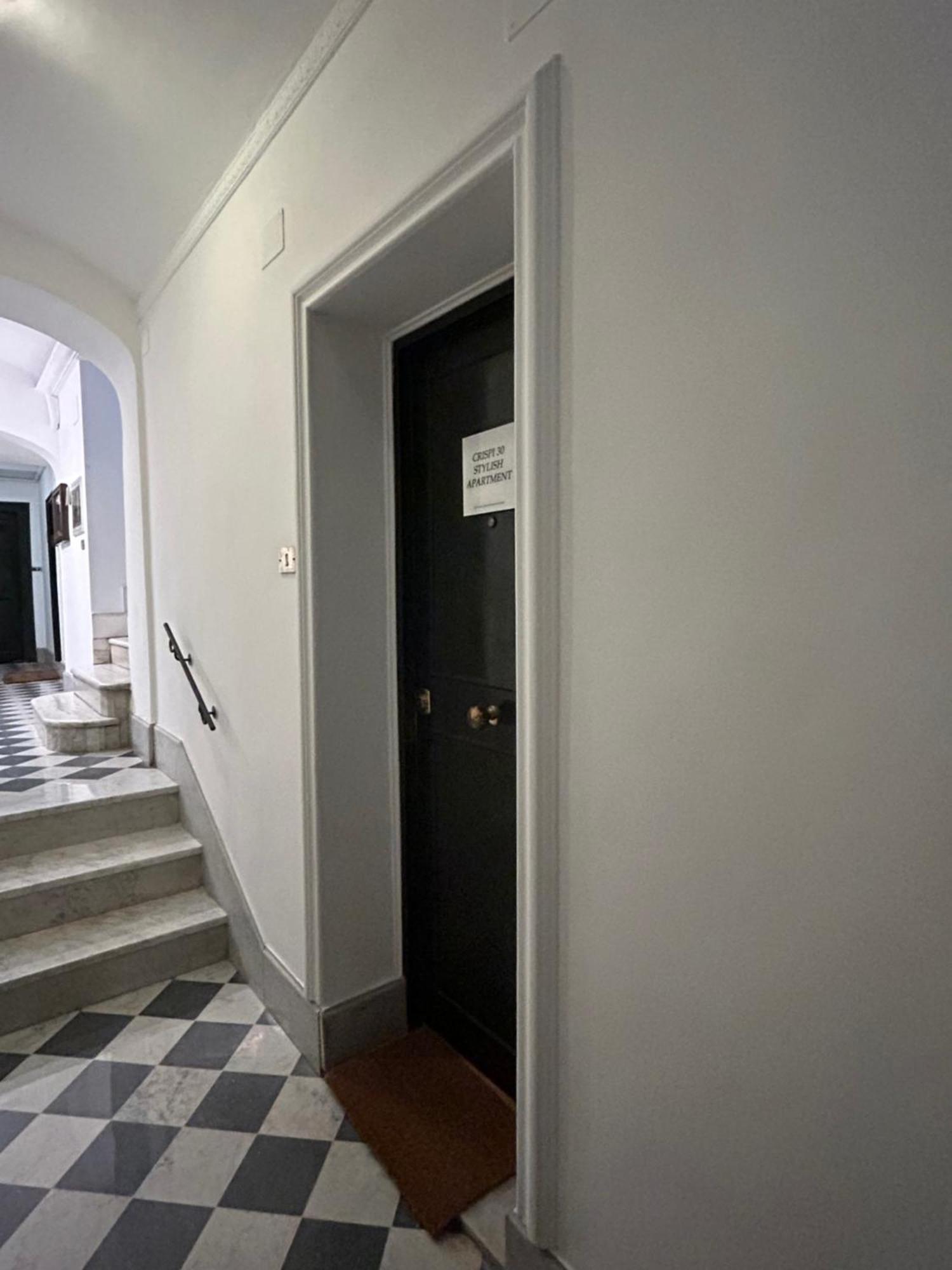 Crispi 30 Stylish Apartment Rome Bagian luar foto
