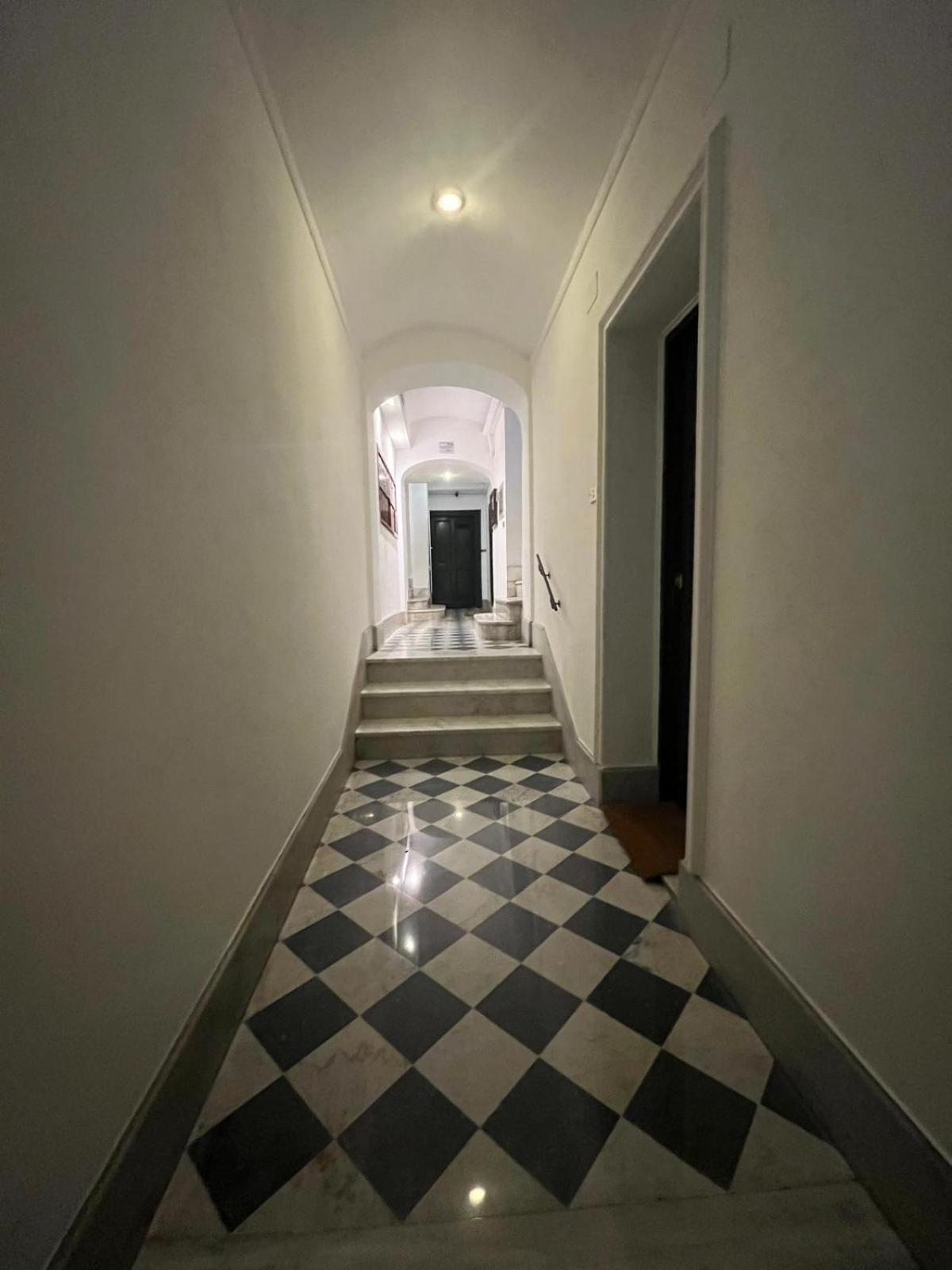 Crispi 30 Stylish Apartment Rome Bagian luar foto